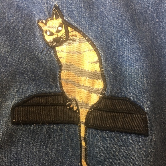 LEOPARD CAT DENIM TOP Jacket Shacket Size 20 but fits like an XL - Picture 7 of 14